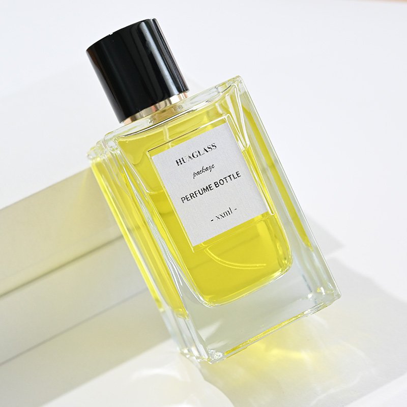 New Design Wholesale Customized Luxury Empty Spray Glass Bottle Square Perfume Bottles 30ml 100ml