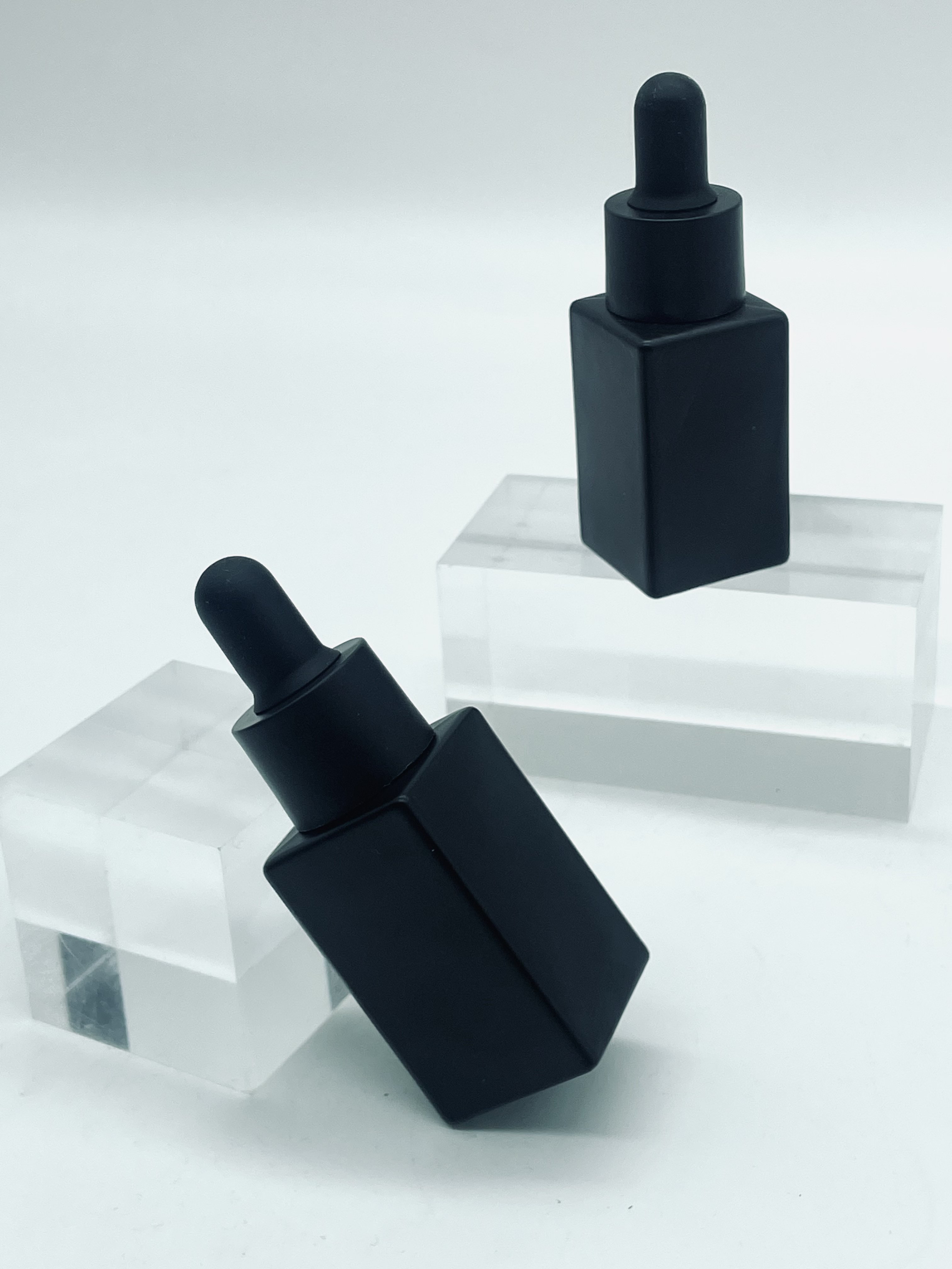 10 ml glass bottle black thick square bottle with black dropper cover