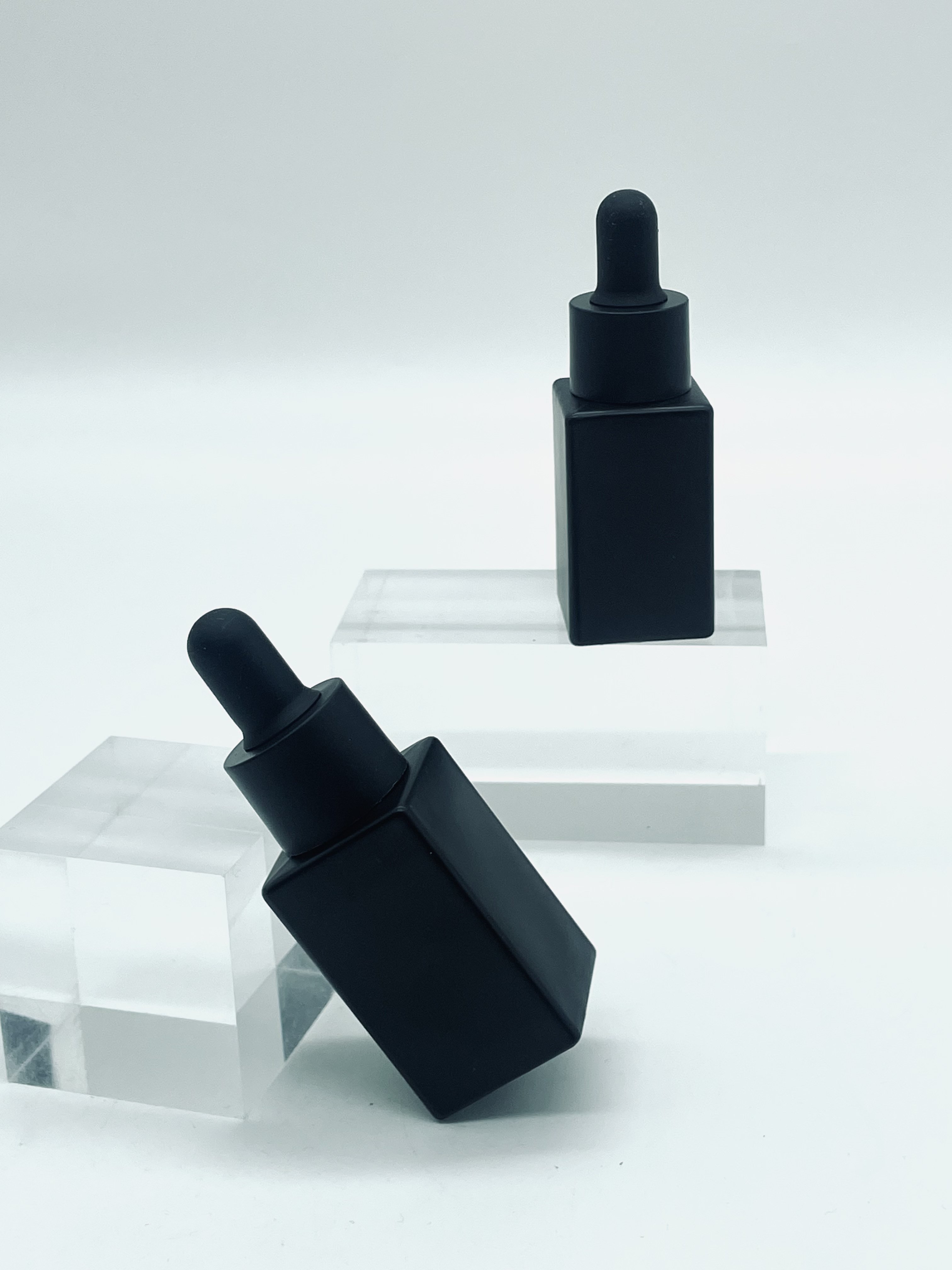 10 ml glass bottle black thick square bottle with black dropper cover
