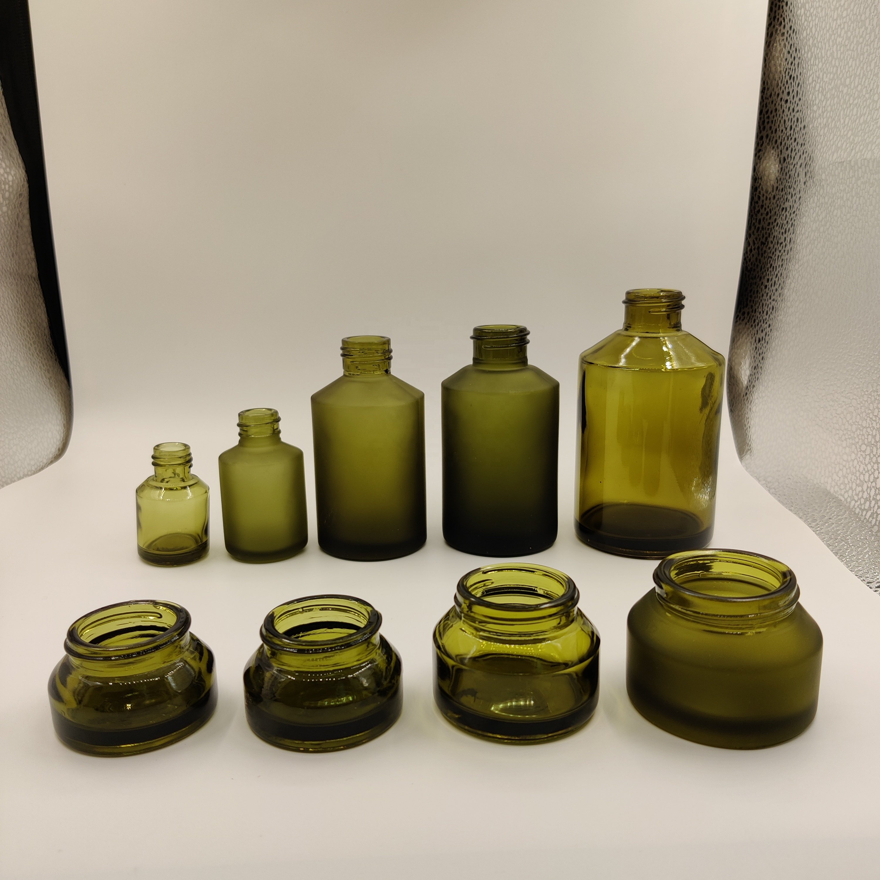 15ml 30ml 60ml 100ml 125ml 200ml Olive Green Frosted Cosmetic Glass Bottle for Serum Essential Oil Lotion Skin Care Face Cream