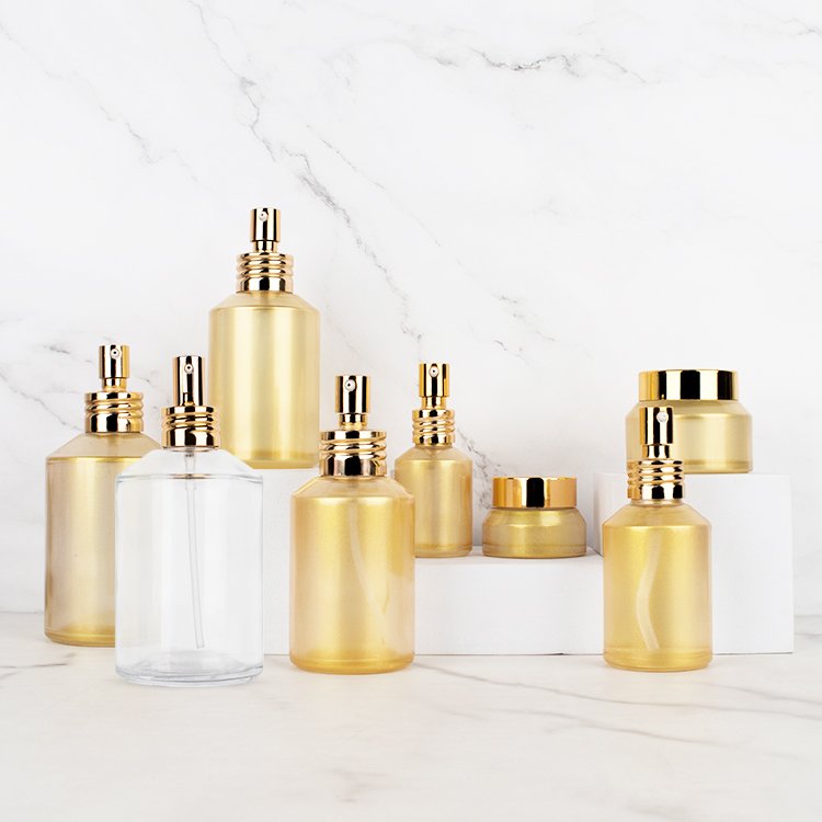 Cosmetic glass bottle with PUMP SPRAYER 30g 50g 30ml 60ml 100ml 125ml 200ml 300ml custom perfume glass bottle