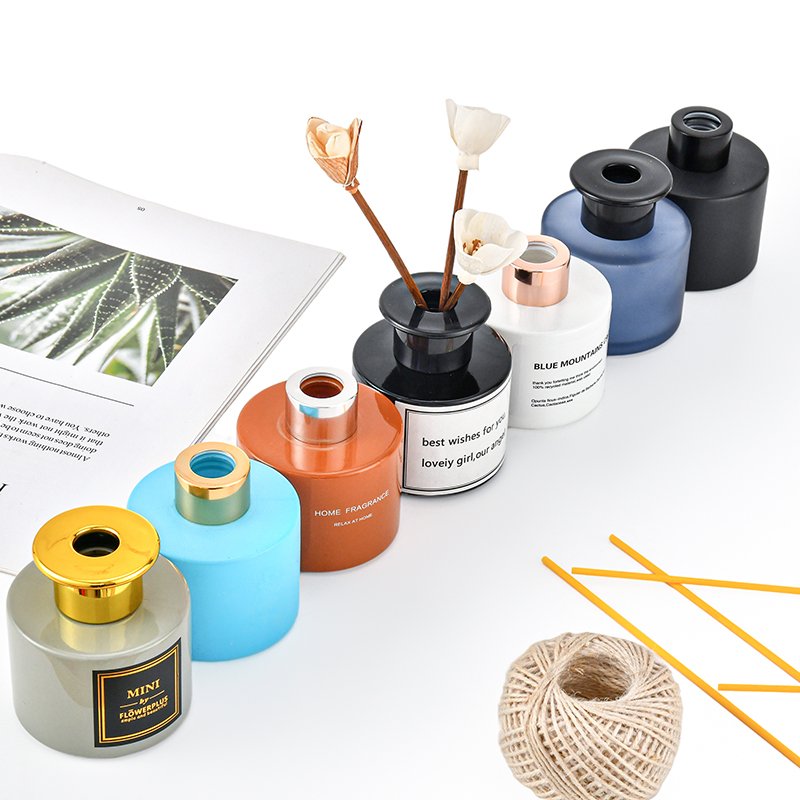 Personalized colors round fat cylinder 80ml 120ml 200ml reed diffuser empty glass bottle for DIY home decoration