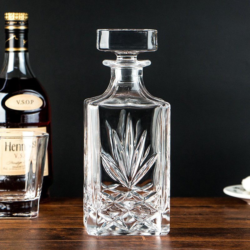 Cheap Price Recyclable Vodka Wine Spirit Rum Whisky Glass Bottle Empty Glass Spirit bottles