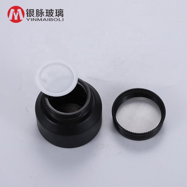 Cosmetic packaging amber glass spray bottles 100ml frosted black glass bottle with black pump