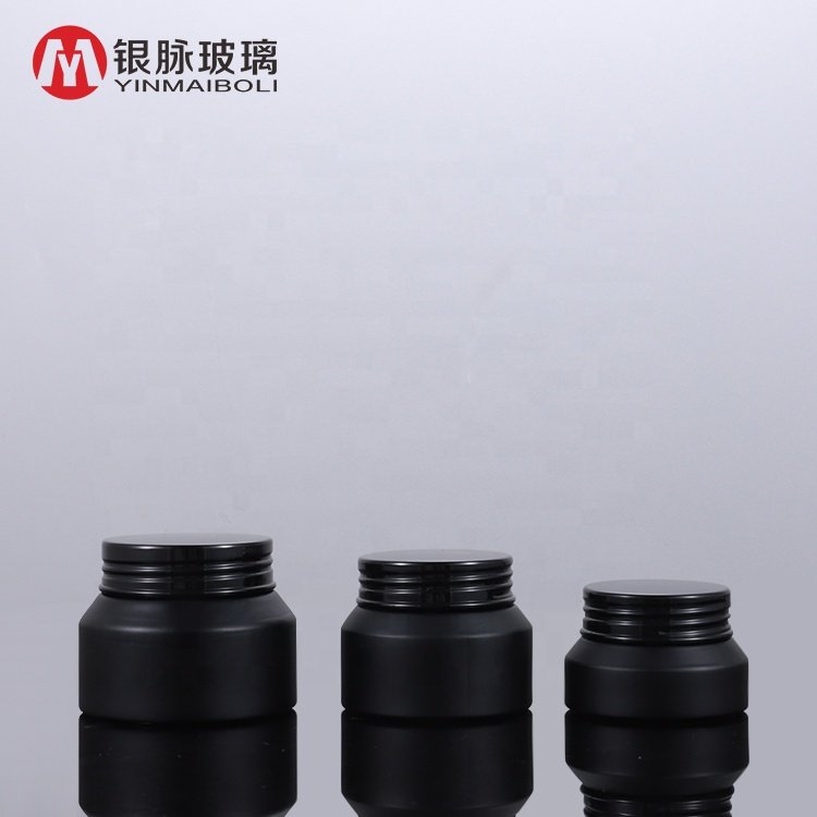 Cosmetic packaging amber glass spray bottles 100ml frosted black glass bottle with black pump