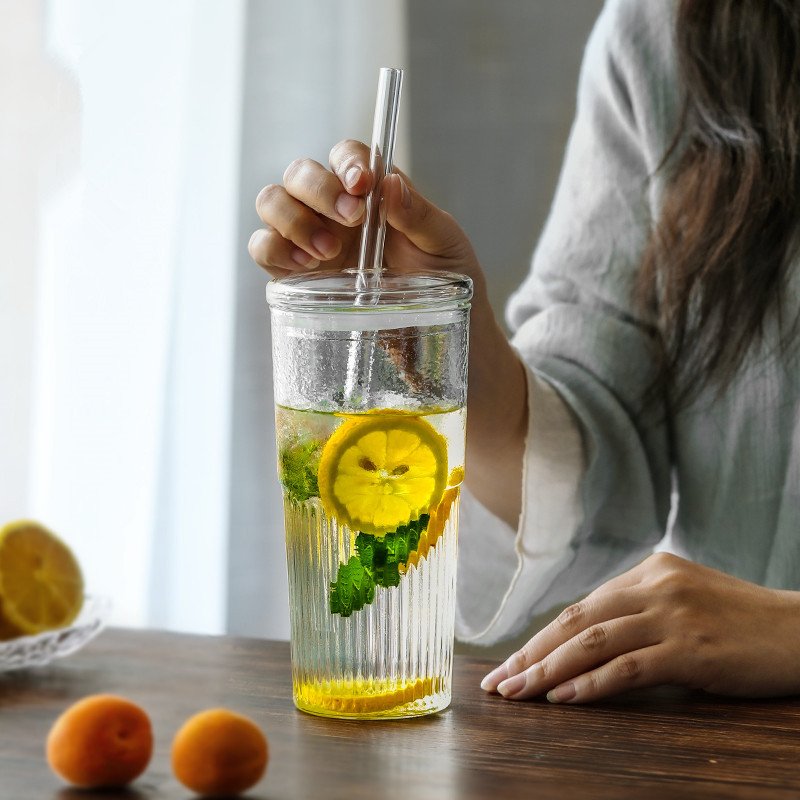 Classic 500ml 600ml 20.3oz Glass Tea Infuser Tumbler Cup with Straw Lid Low MOQ Clear Drinking Mugs for Adults Water Bottles