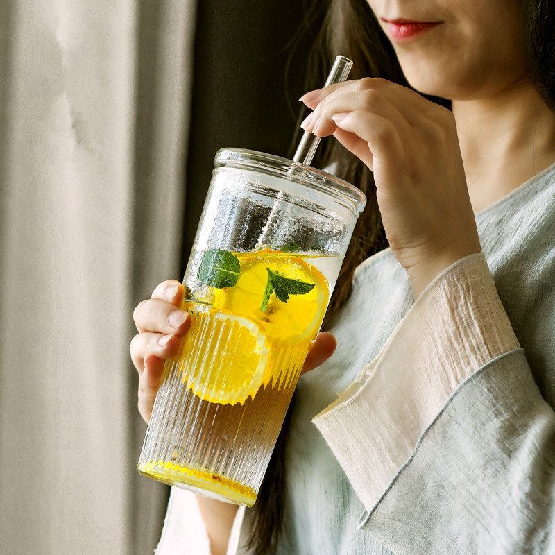 Classic 500ml 600ml 20.3oz Glass Tea Infuser Tumbler Cup with Straw Lid Low MOQ Clear Drinking Mugs for Adults Water Bottles
