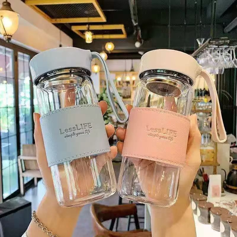 wholesale 350/450ml clear borosilicate glass water bottle custom logo plain eco portable drinking cup with silicone sleeve