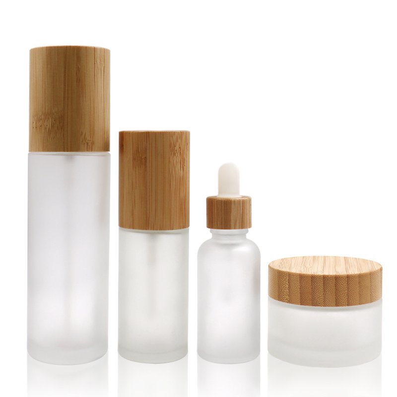 Empty 30ml 50ml 60ml 100ml 120ml 4 oz frosted matte Fine Mist toner bottle glass spray bottle with bamboo lid