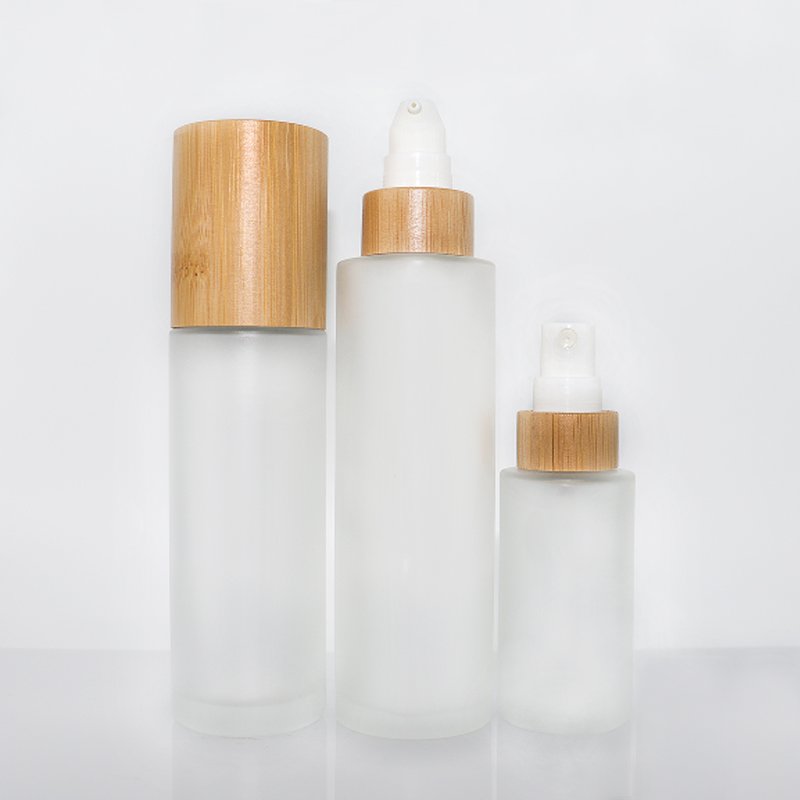 Empty 30ml 50ml 60ml 100ml 120ml 4 oz frosted matte Fine Mist toner bottle glass spray bottle with bamboo lid