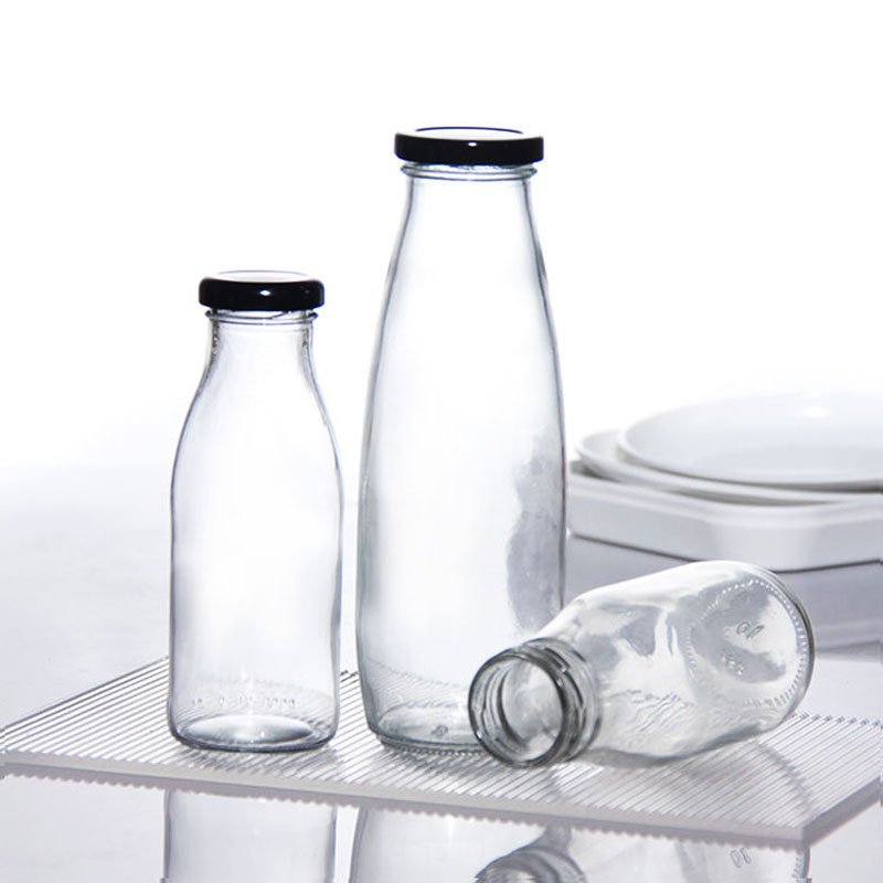 High Quality Wholesale 200ml 250ml 500ml 1000ml Empty Yogurt Juice Drink Beverage Packaging Glass Milk Bottle With Metal Lid
