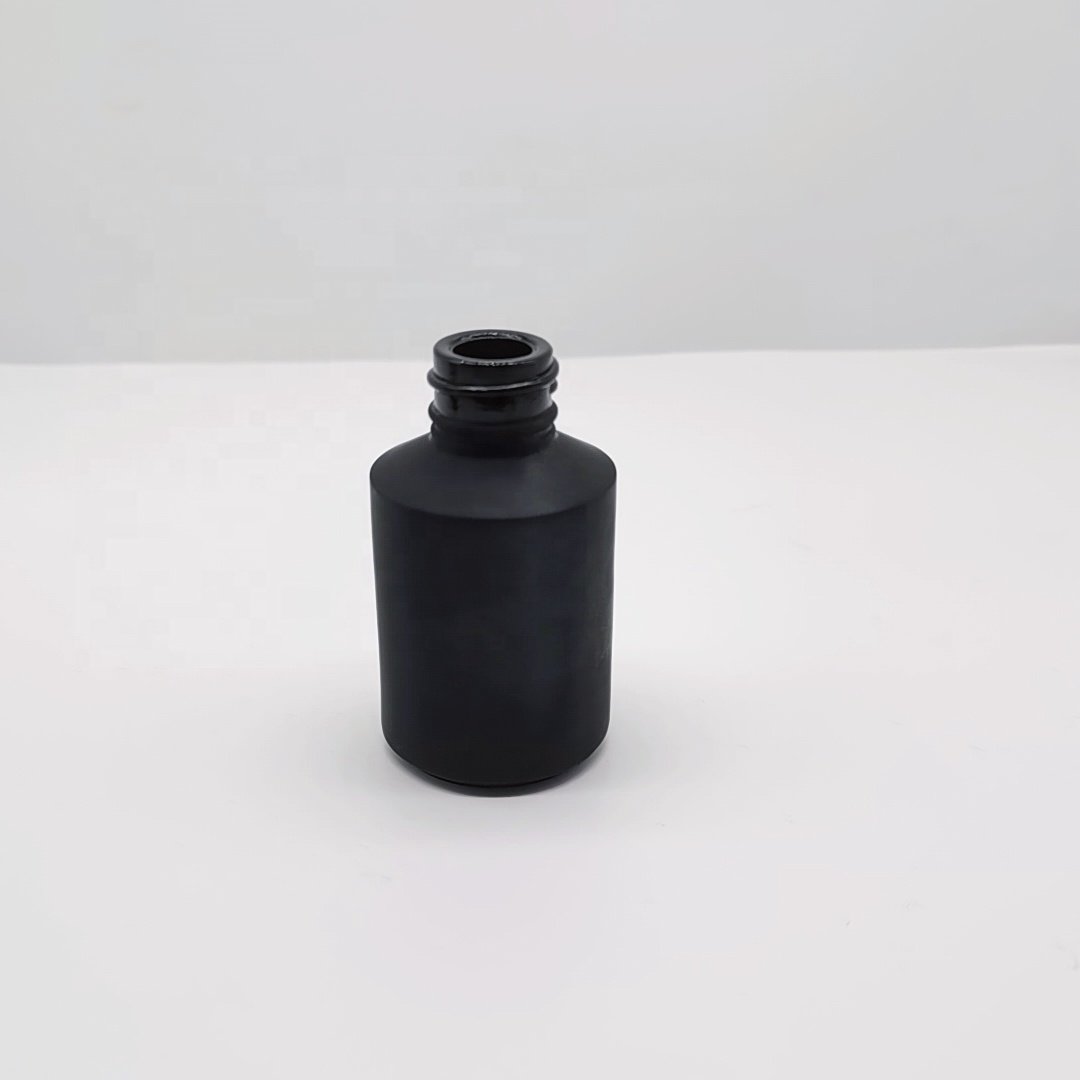 Cosmetic glass essential oil bottle packaging 30ml matte black slant shoulder glass bottle with gold dropper products