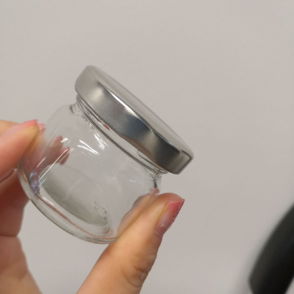 Mini honey jar 30ml, glass bottle for honey with metal cover