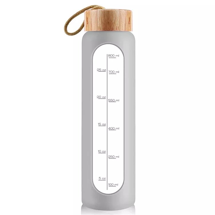 Fast dispatch office gallon premium glass bottle silicone sleeve 500ml 750ml 18oz 32o glass water bottles with custom logo