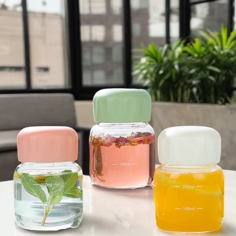 Wholesale Mini 240ml Portable Glass Water Bottles with Scale Line Round Shape Thickened Transparent High Borosilicate Glass cup
