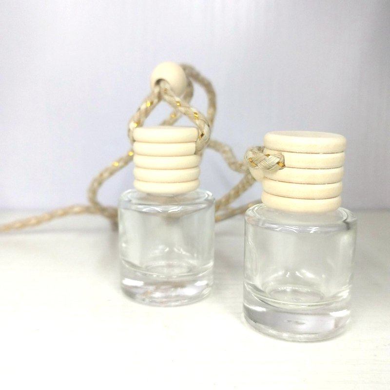 8ml Perfume Bottle for Cars Diffuser Empty Glass Bottle Of Essential Oil Hanging Car Fragrance Bottle Container With Lid