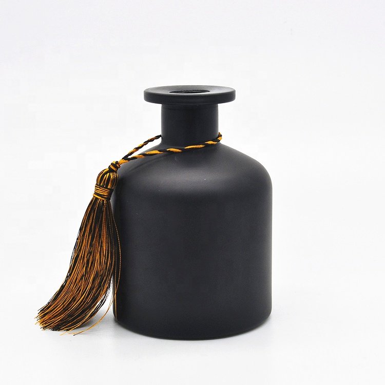 High quality beautiful design in stock ready to ship decorative black Glass Bottle 250 ml Reed Diffuser