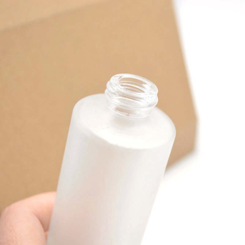 Eco friendly frosted glass lotion sprayer bottle with pump spray 50ml 100ml