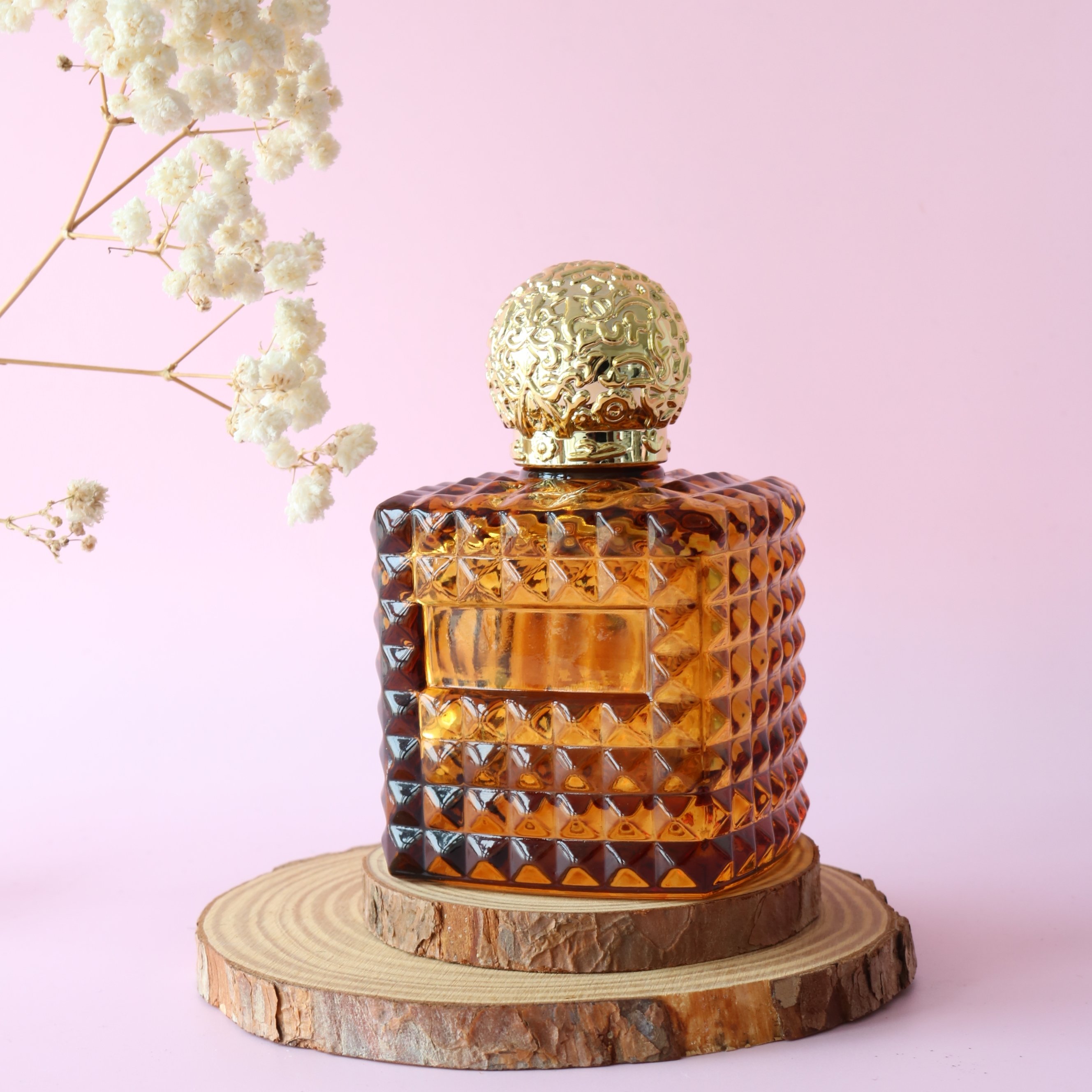 Newest Luxury Unique Empty Glass Perfume Spray Bottle with Lid Elegant Glass Bottles for Parfum