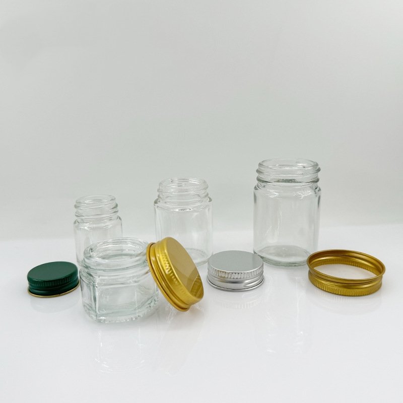 Hot Sale 15ml 30ml 50ml Refillable Clear Empty Screw Glass Bottle With Steel Lid