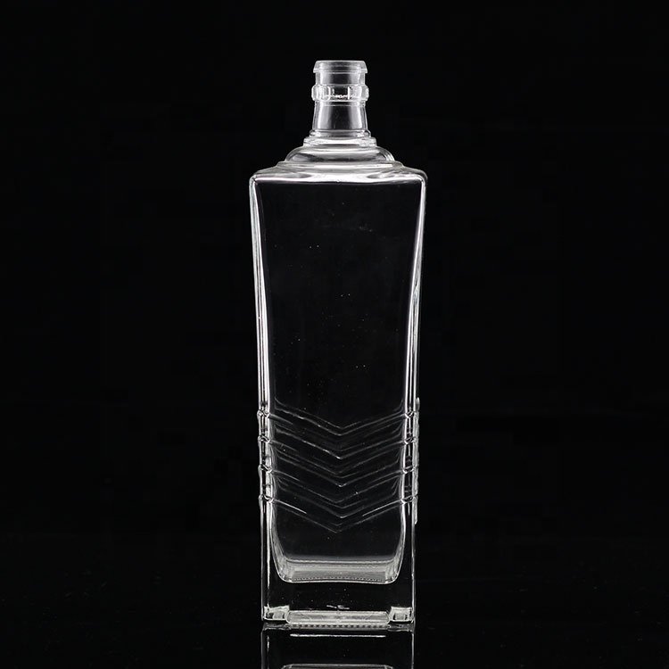 Wholesale 250ml 500ml 700ml 750ml Glass Bottle Square Glass Liquor Bottle For Sale