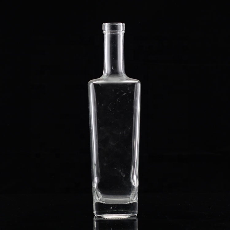 Wholesale 250ml 500ml 700ml 750ml Glass Bottle Square Glass Liquor Bottle For Sale