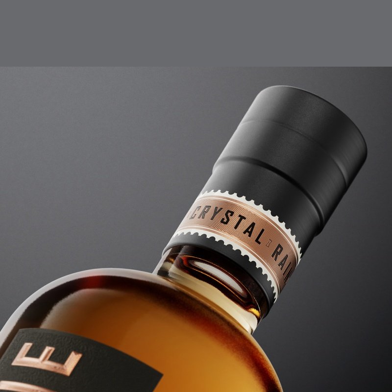 Recyclable custom 750ml glass bottle for liquor with cap creative design glass bottle for liquor