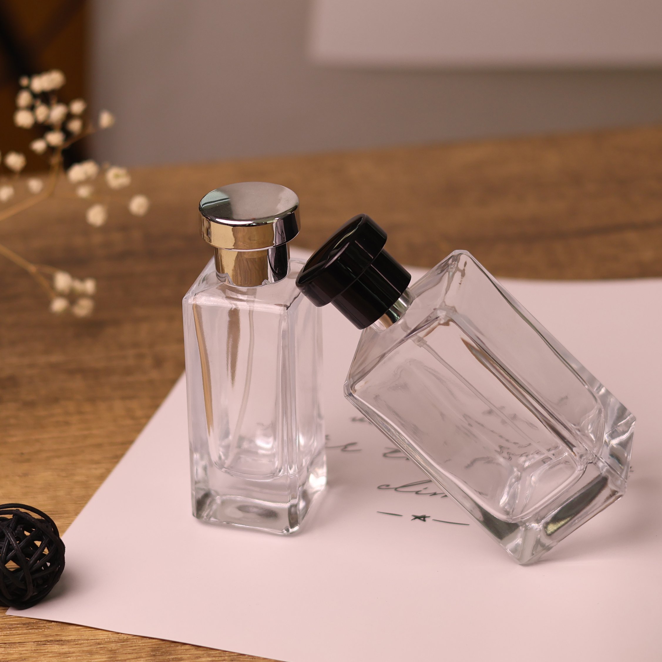 High end Sprayer Pump 30ml Perfume Bottle Empty Square Customize 50ml 100ml Perfumes Bottles