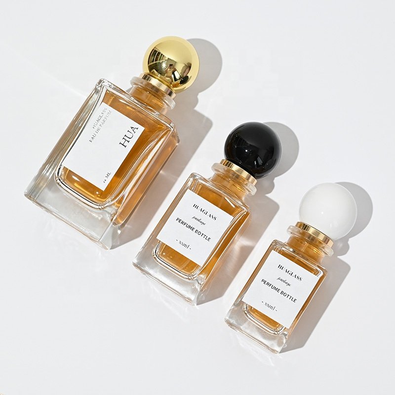 Luxury 30ml 50ml 100ml Clear Empty Square Luxury Spray Crimp Perfume Bottles Glass Bottle With Red Blue Pink Plastic Ball cap