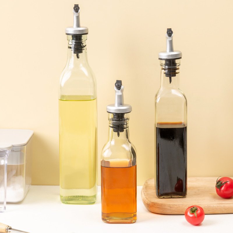 250ml 16oz 500ml Kitchen Square Cooking Glass Vinegar Bottle with Pourer Spout for Condiment Soy Sauce Olive Oil Vinegar