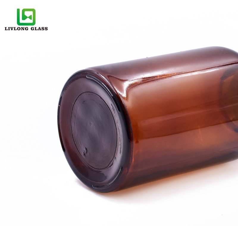 Aromatherapy 1000 ml 125ml 250ml 500ml 60ml Round Amber recycle diffuser glass bottles with amber glass separation cork