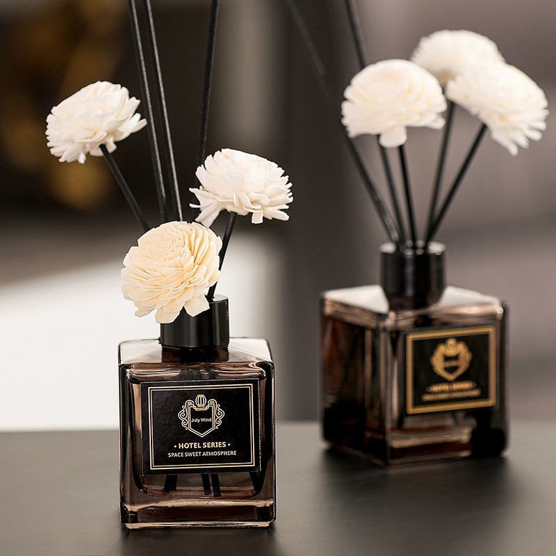 popular personalized luxury glass bottle flower reed diffuser sets