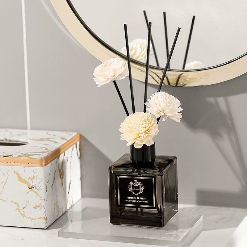 popular personalized luxury glass bottle flower reed diffuser sets
