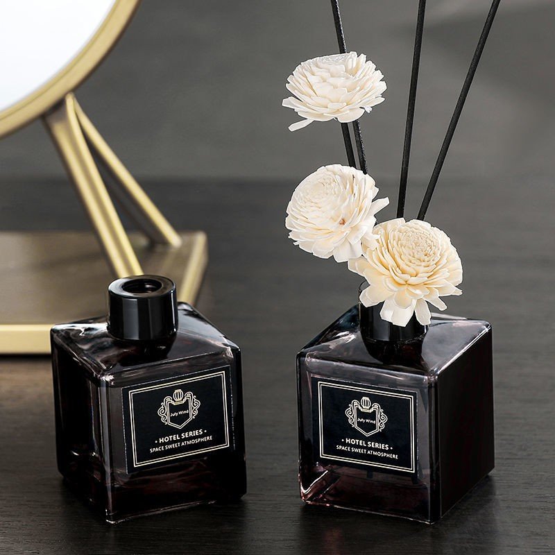 popular personalized luxury glass bottle flower reed diffuser sets