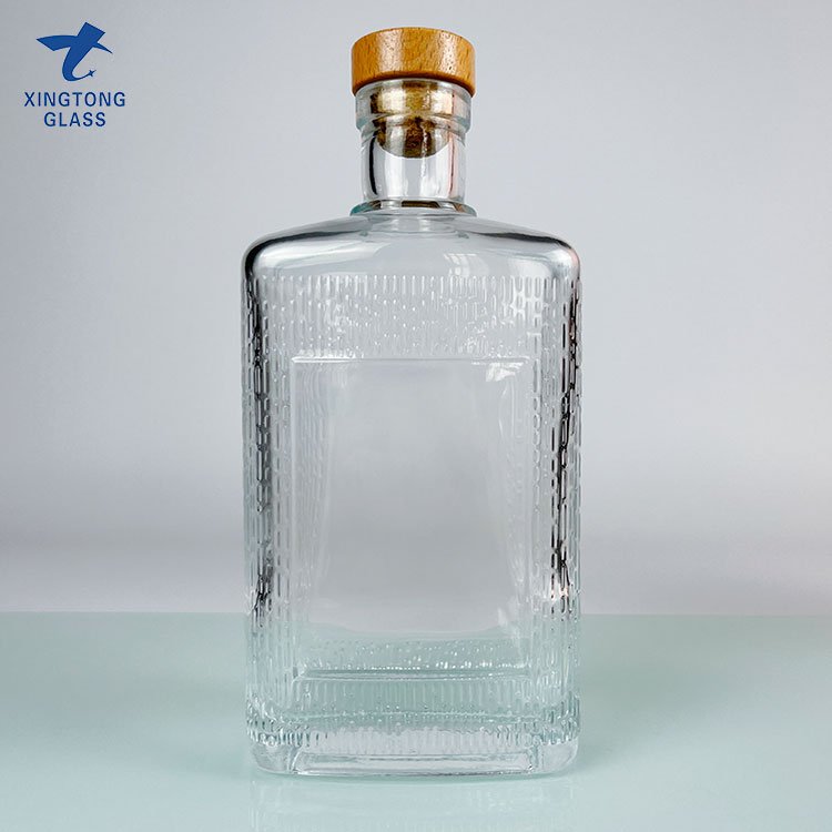 Creative elegant cap round rectangular shaped 375ml 500ml 700ml 750ml vodka whisky brandy xo liquor wine glass bottles