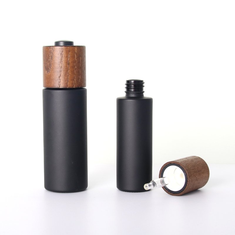15ml 30ml 60ml frosted black glass bottle with environmental ashtree wooden dropper for essential oil
