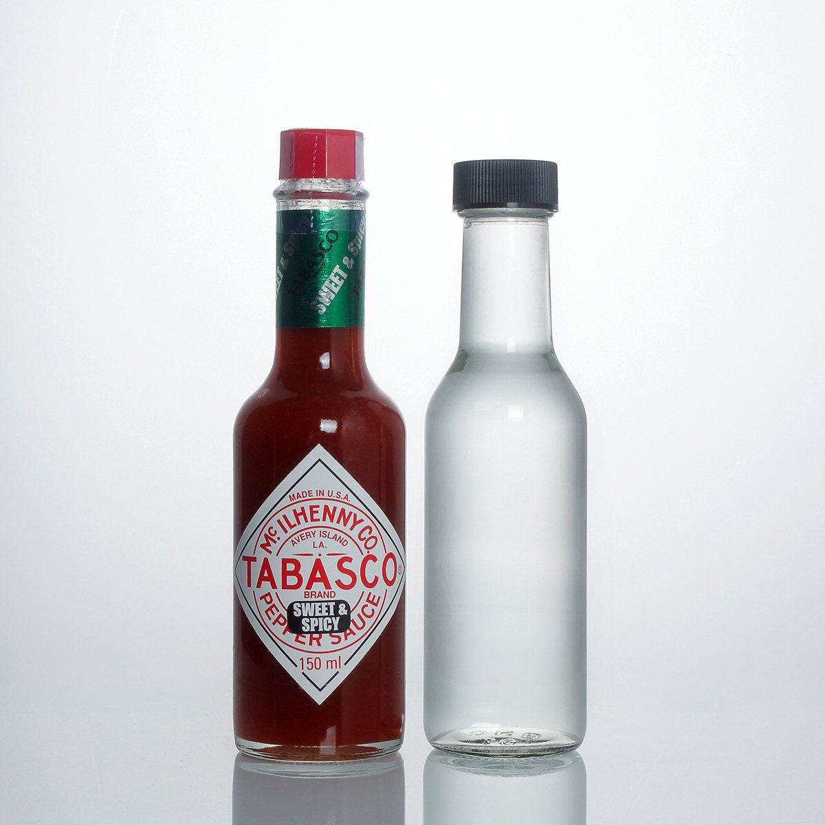 Stocked low MOQ cheap clear round 148ml 150ml 5oz hot sauce woozy chili bottle vinegar glass bottle with plastic screw cap