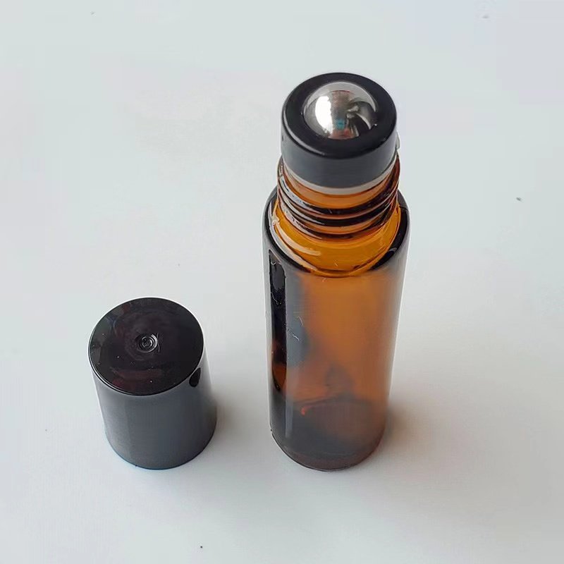 China Hot sale customized Empty 5ml 10ml 15ml Roller Bottles Amber Clear Frosted Roll On Glass Bottle for essential oil