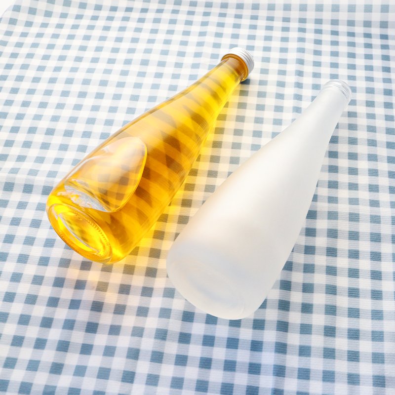 Empty Clear Frosted Refillable 330ml 500ml customized water drop Beverage Glass Bottle For Milk Juice drinks glass wine bottle