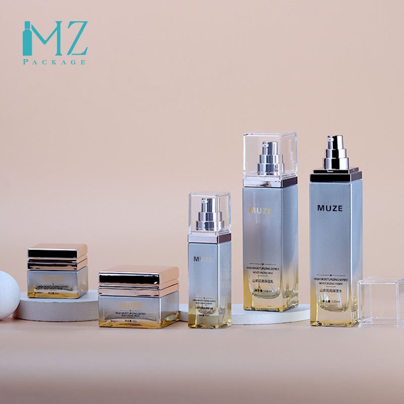 120ML Square Glass Spray Bottles Cosmetics Essence Milk Pump Glass Spray Bottle