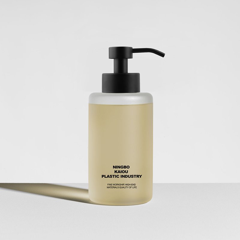 300ml glass frosted foam pump bottle glass bottles with black pump foaming soap dispenser bottle