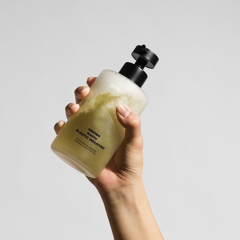300ml glass frosted foam pump bottle glass bottles with black pump foaming soap dispenser bottle