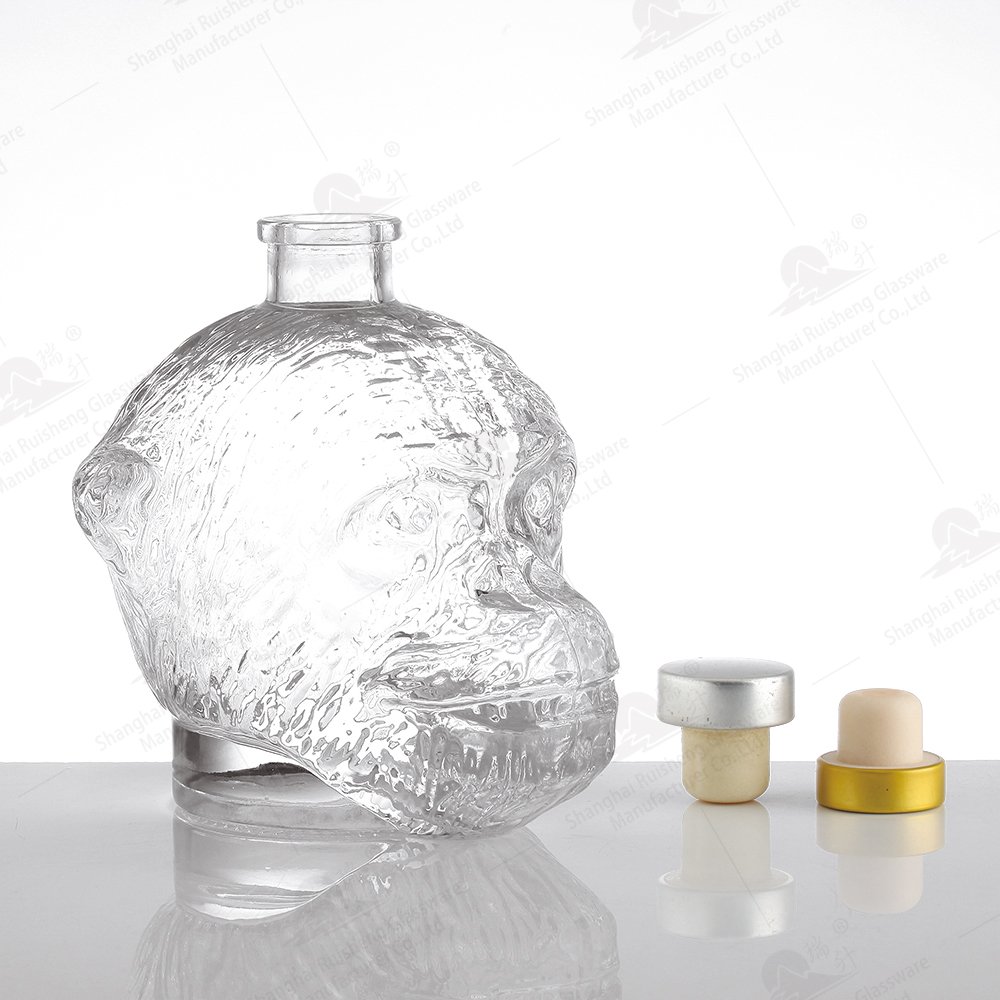 Fancy 700ml Orangutan Head Shaped Glass Bottle Ape Vodka Brandy Cognac Whisky Tequila Bottle Vintage Spirits Liquor Container