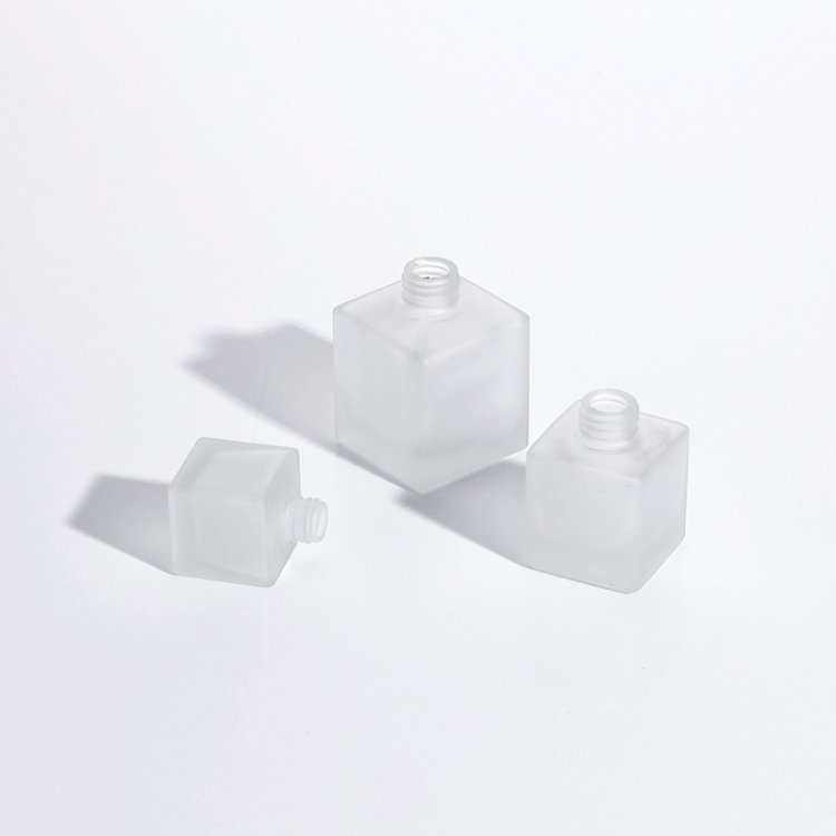 Frosted square reed diffuser glass bottle reed diffuser packaging boxes empty glass reed diffuser bottle