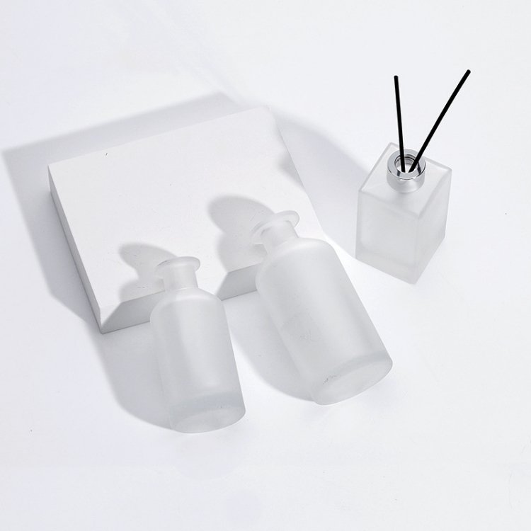 Frosted square reed diffuser glass bottle reed diffuser packaging boxes empty glass reed diffuser bottle