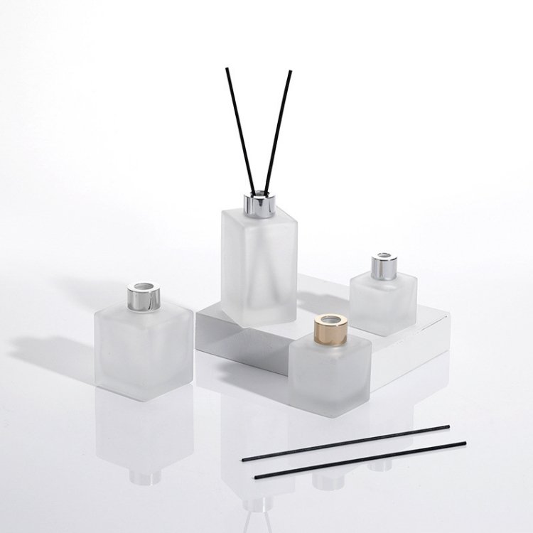Frosted square reed diffuser glass bottle reed diffuser packaging boxes empty glass reed diffuser bottle