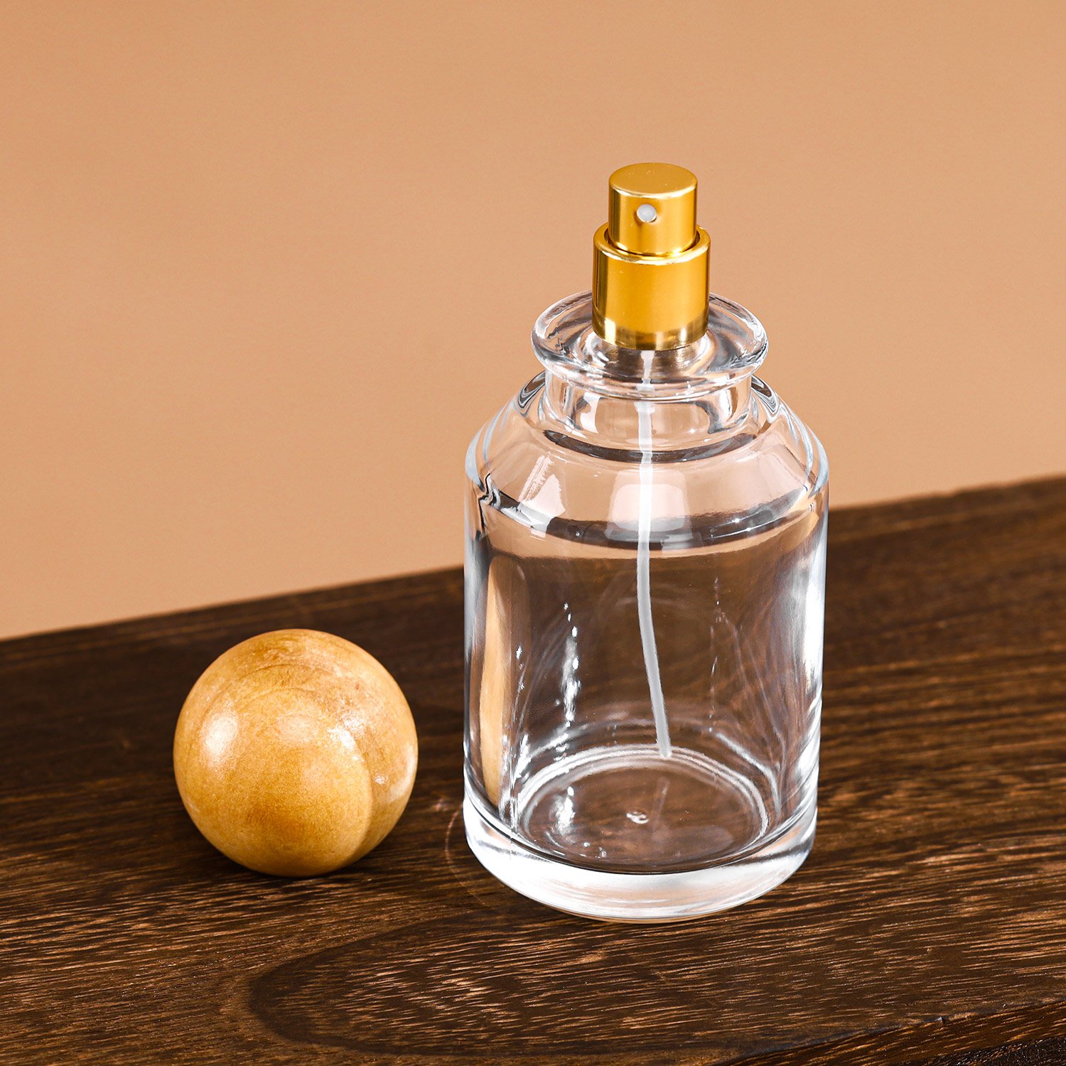 Luxury 30 50 100ml Empty Refillable Spray Beautiful Perfume Cylinder Glass Bottles Perfume Travel Refill Bottle With Wooden Cap