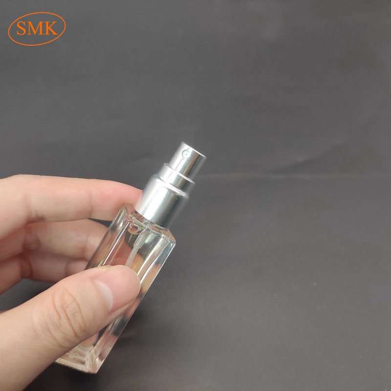 10ml Wholesale Square Shaped Perfume Spray Diffuser Glass Bottle For Cosmetic Packaging