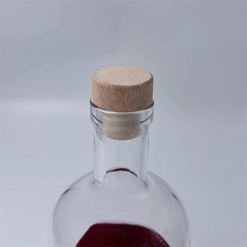 Competitive price Liquor Glass Bottles Empty Clear round brandy whisky vodka glass bottle 750ml with lid