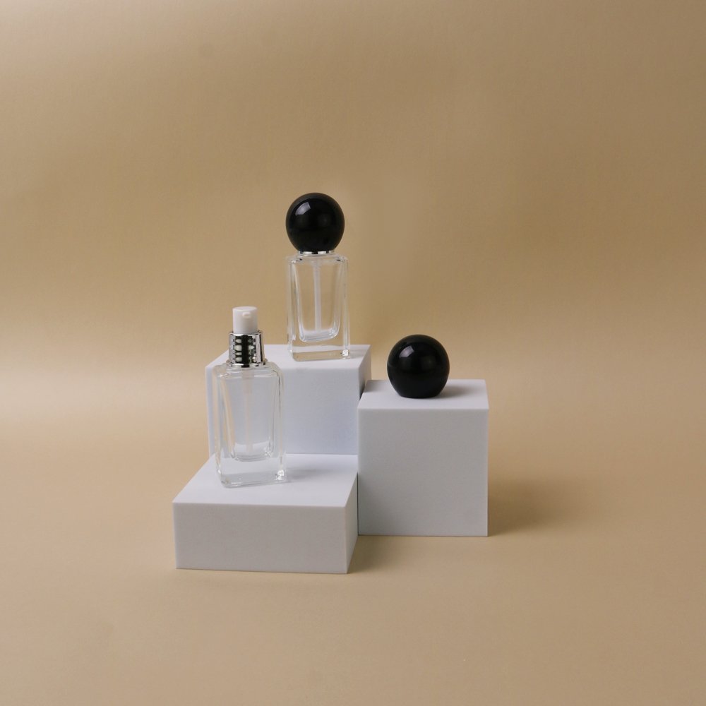 30ml 50ml 100ml 120ml Square Liquid Foundation Glass Bottle Thick Serum Bottom Bottle Skincare Cosmetic Packaging Bottle